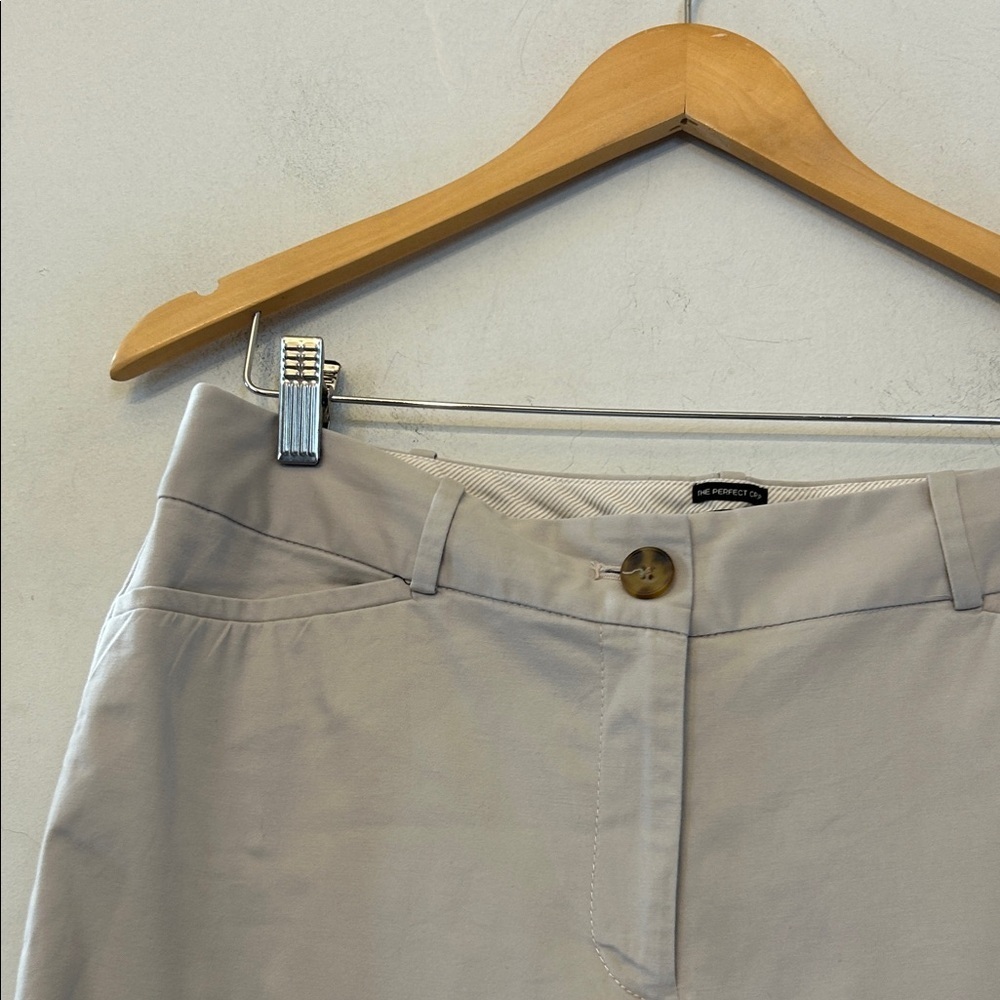 Talbots khaki cropped pants Size 12P EUC - Picture 3 of 6
